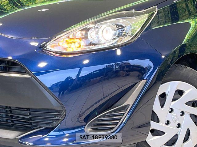 Toyota AQUA 2018-02 7249559-11