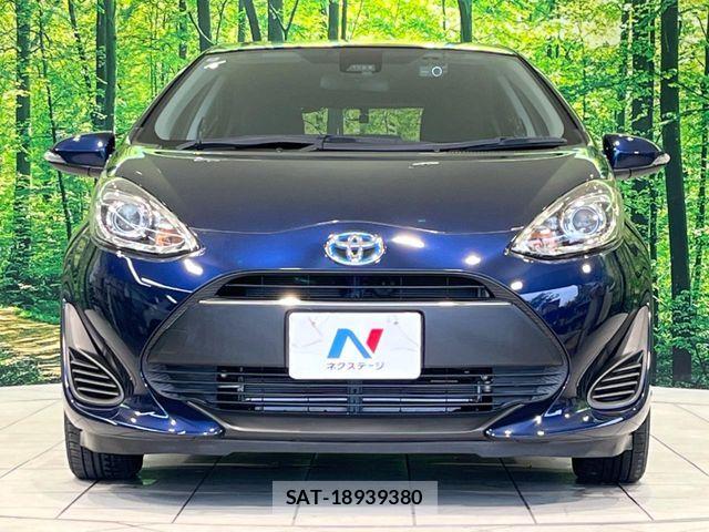 Toyota AQUA 2018-02 7249559-13