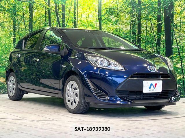 Toyota AQUA 2018-02 7249559-15