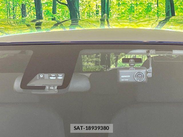Toyota AQUA 2018-02 7249559-4