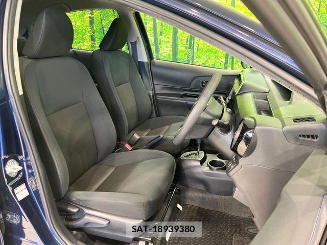 Toyota AQUA 2018-02 7249559-7
