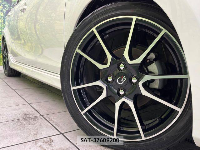 Toyota AQUA 2015-09 7249560-12