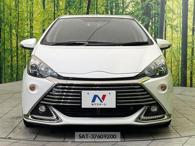 Toyota AQUA 2015-09 7249560-13