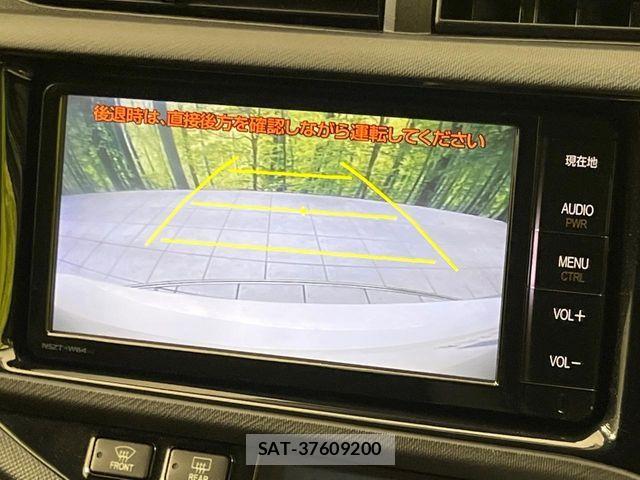 Toyota AQUA 2015-09 7249560-3