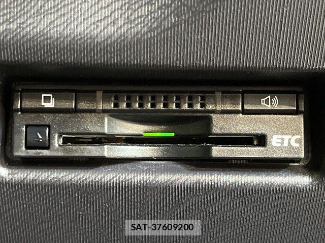 Toyota AQUA 2015-09 7249560-5