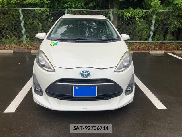 Toyota AQUA 2018-11 7271513-0