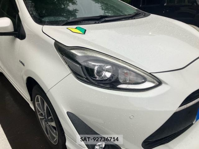 Toyota AQUA 2018-11 7271513-3