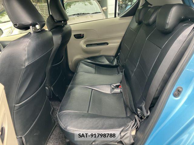 Toyota AQUA 2013-11 7271528-4