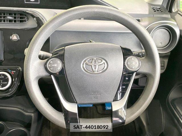 Toyota AQUA 2020-11 7271509-9