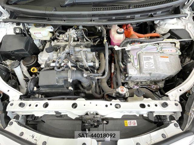 Toyota AQUA 2020-11 7271509-16