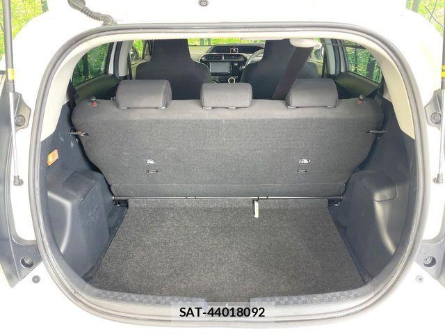 Toyota AQUA 2020-11 7271509-8