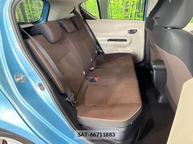 Toyota AQUA 2012-04 7271523-9