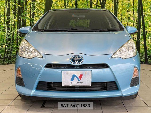 Toyota AQUA 2012-04 7271523-13