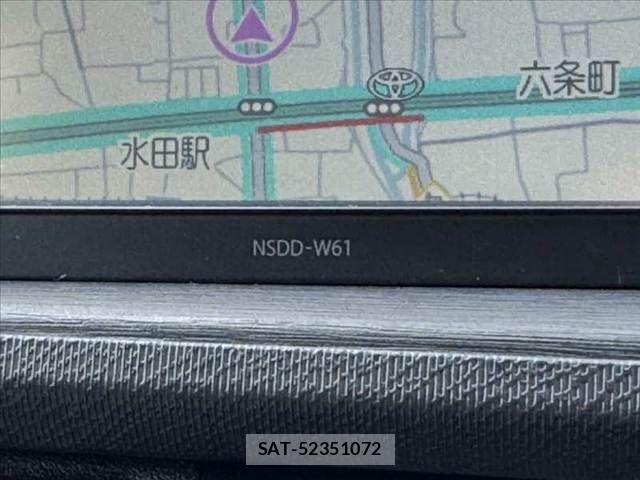 Toyota AQUA 2013-05 7271527-21