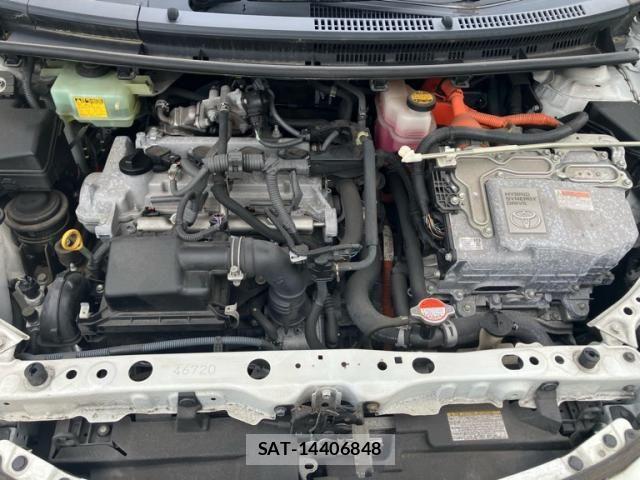 Toyota AQUA 2015-12 7271522-12
