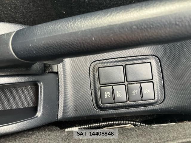 Toyota AQUA 2015-12 7271522-23