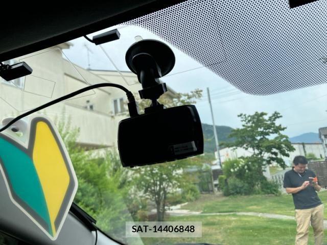 Toyota AQUA 2015-12 7271522-25