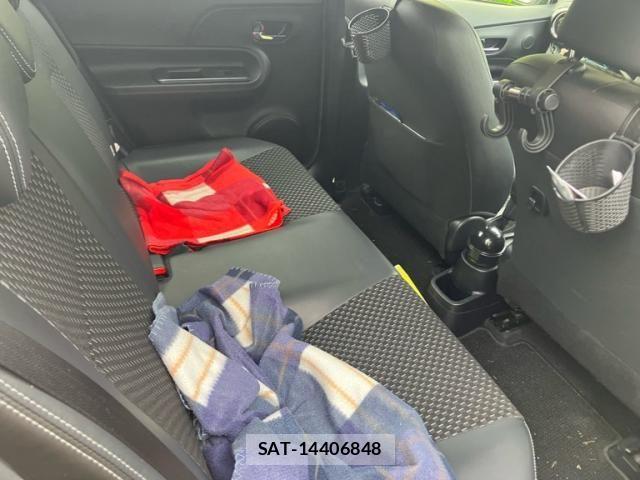 Toyota AQUA 2015-12 7271522-28