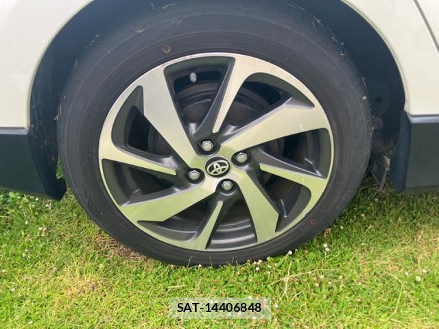 Toyota AQUA 2015-12 7271522-8