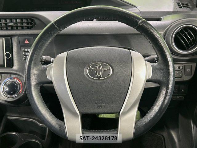 Toyota AQUA 2014-07 7271515-10