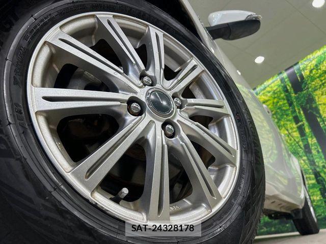 Toyota AQUA 2014-07 7271515-12