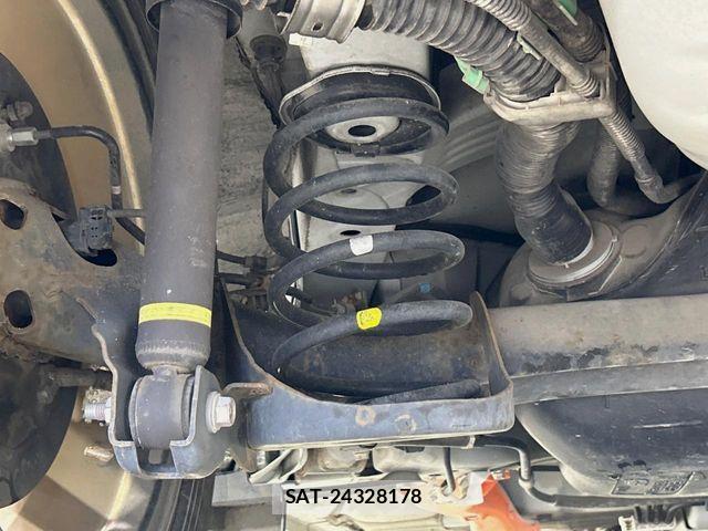 Toyota AQUA 2014-07 7271515-19