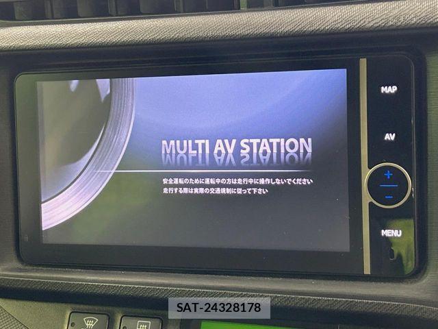 Toyota AQUA 2014-07 7271515-2