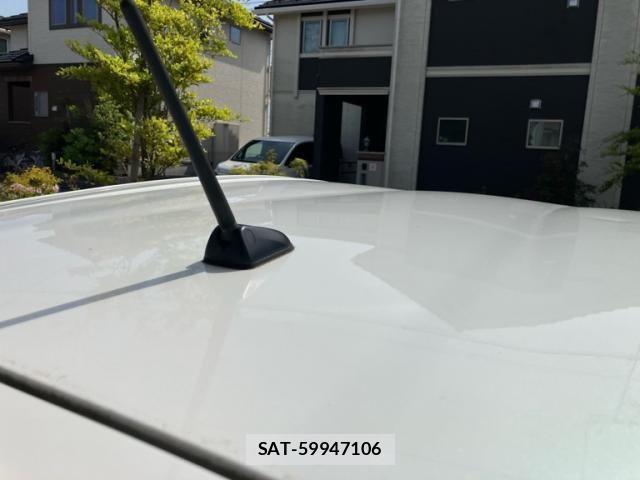 Toyota AQUA 2013-07 7271529-13