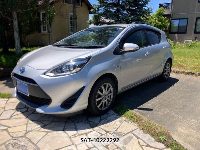 Toyota AQUA 2017-06 7271524-1