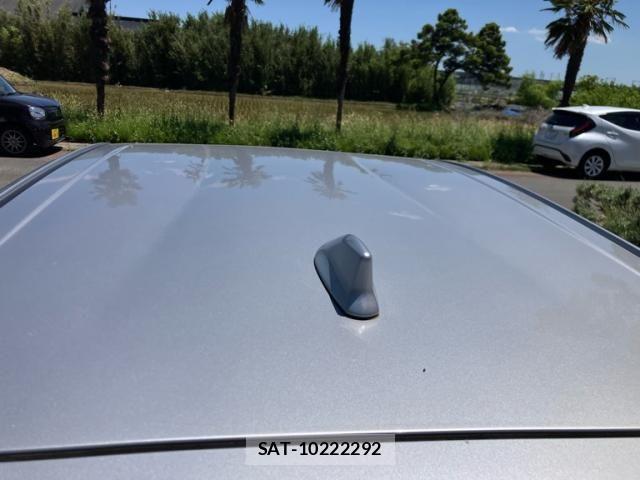 Toyota AQUA 2017-06 7271524-6