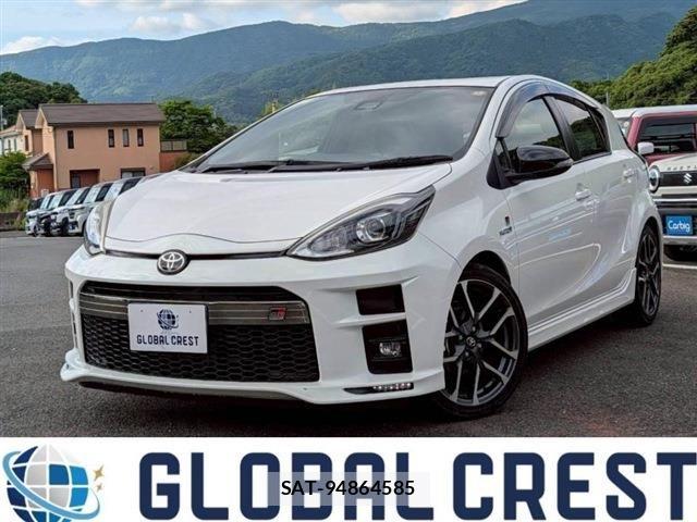 Toyota AQUA 2018-01 7271514-0