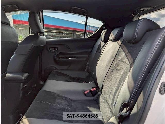 Toyota AQUA 2018-01 7271514-14