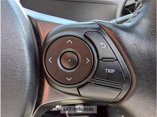 Toyota AQUA 2018-01 7271514-19