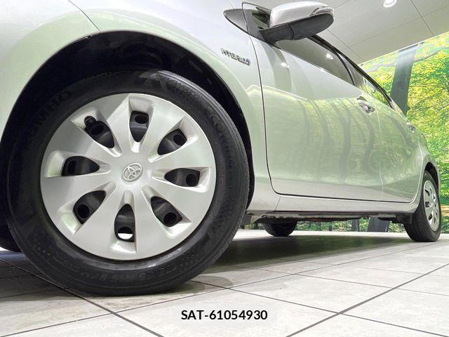 Toyota AQUA 2014-11 7271526-12