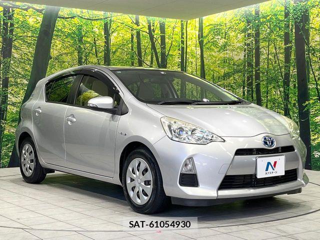 Toyota AQUA 2014-11 7271526-15