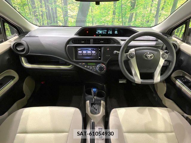 Toyota AQUA 2014-11 7271526-1