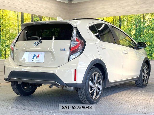 Toyota AQUA 2020-01 7271504-16