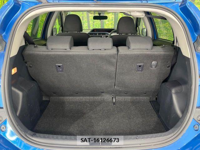 Toyota AQUA 2017-07 7271516-10