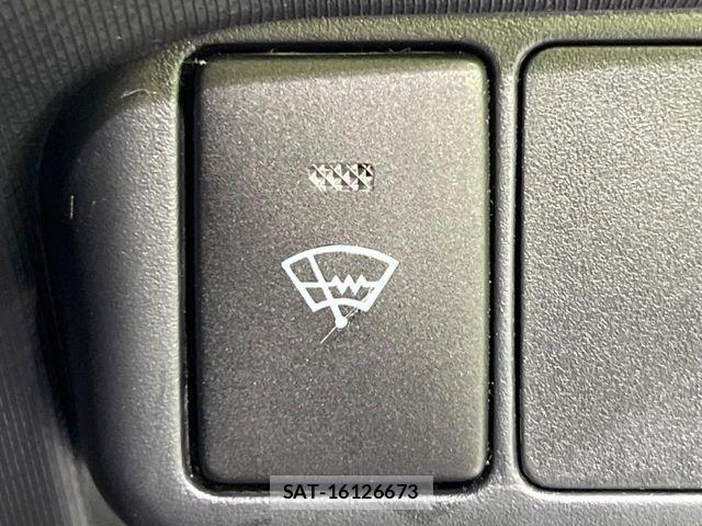 Toyota AQUA 2017-07 7271516-2