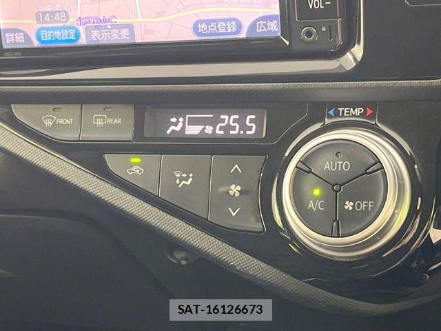 Toyota AQUA 2017-07 7271516-4