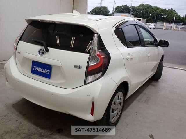 Toyota AQUA 2021-06 7271500-2