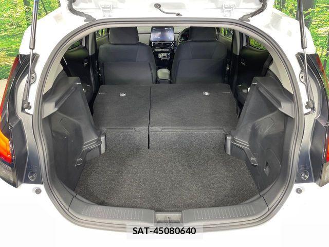 Toyota AQUA 2022-03 7271498-9