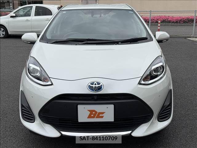 Toyota AQUA 2021-03 7271506-20