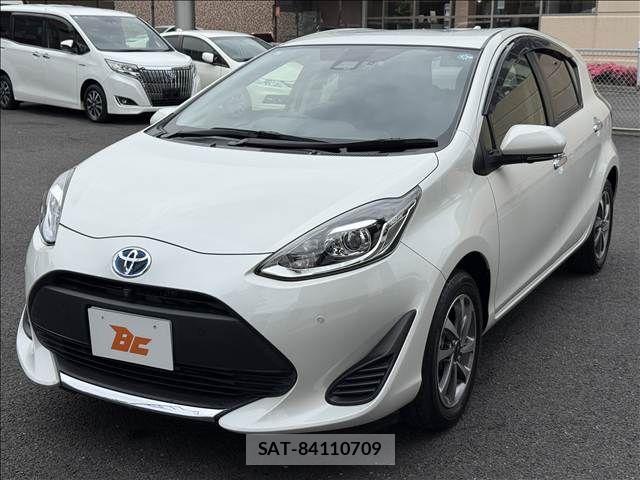 Toyota AQUA 2021-03 7271506-21