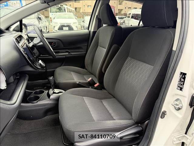 Toyota AQUA 2021-03 7271506-24