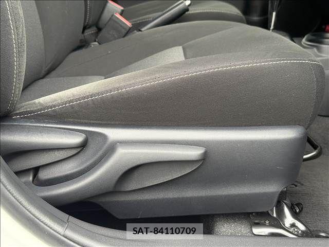Toyota AQUA 2021-03 7271506-28
