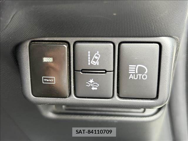 Toyota AQUA 2021-03 7271506-3