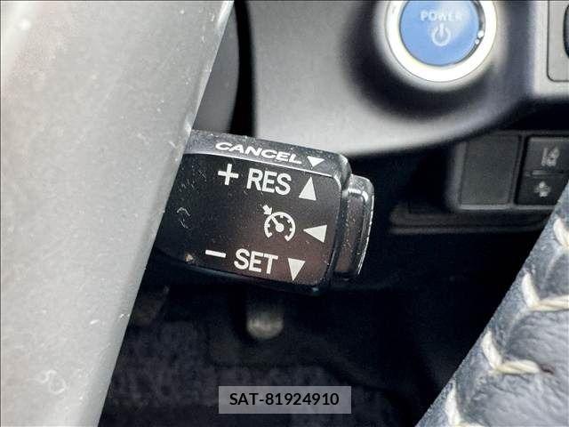 Toyota AQUA 2016-01 7271520-14