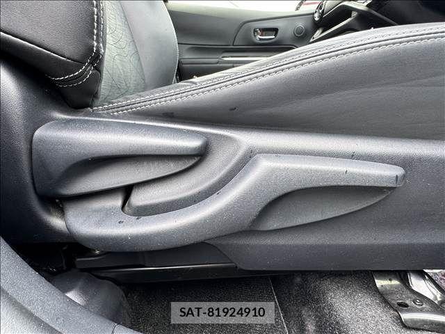 Toyota AQUA 2016-01 7271520-26
