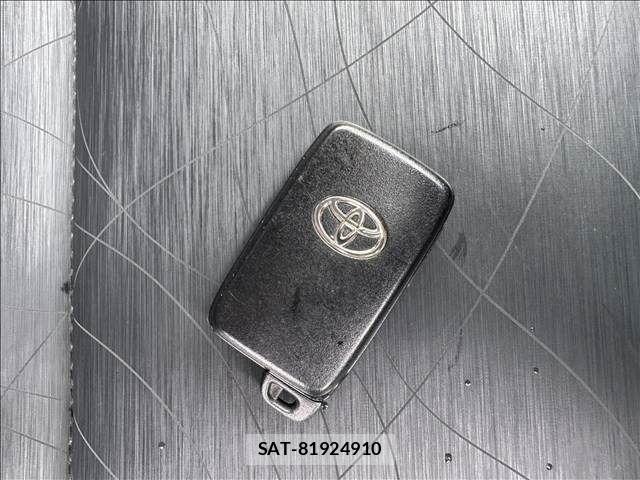 Toyota AQUA 2016-01 7271520-29